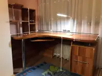 Продам компьютерный/письменный угловой стол, фотография 2