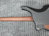 Мастеровая Headless Guitar SANLEN, фотография 2