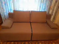 Диван