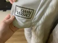 Продам оригинал Versace  дубленку женскую новую, фотография 5