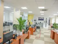 Светлый офис 153 м с open-space  25 м склад. 1 этаж, 3 входа, рядом метро, фотография 3