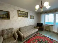 Квартира на сутки в Дзержинске wi fi Безлимит, ул.Олега Кошевого, д.2, корп.а, фотография 2