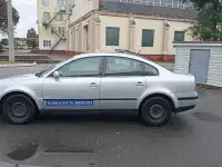 Автомобиль Volkswagen Passat.