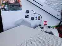 Xbox one S, фотография 2