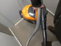 Пылесос для сухой уборки 2000w со стройки