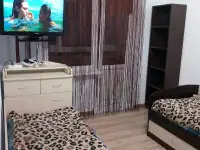 Квартира на сутки посуточно, Строителей 31