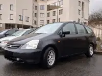 Honda Stream I, 7 мест, 2001 г. 1.7 бензин, механика, передний привод, фотография 8