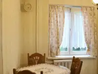 Продаю 2х комнатную теплую квартира с ремонтом мебелью и техникой на ул. Малинина 38, фотография 3