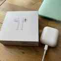 AirPods 2 с беспроводной зарядкой, фотография 4