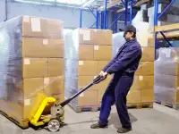 РАБОТА ВАХТОВЫМ МЕТОДОМ грузчики, комплектовщики, продавцы