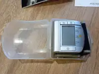 Тонометр автоматический на запястье Microlife BP W100, фотография 2