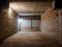 гараж с ГСК Заря 1 Севастопольская 2а