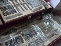 Продам набор столовой посуды в кейсе. 86 предметов, нержавеющая сталь 1810. Производство FUMA, Япония, фотография 5