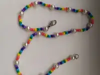 Украшение из бисера