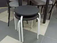 Табурет новый, фотография 3