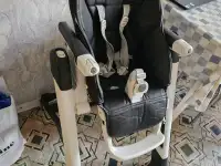 Стульчик для кормления Peg-Perego Siesta Licorice