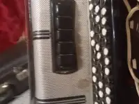 Баян, фотография 2