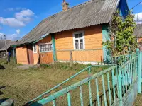 Дом в лесной д.Нивное,Налибокская пуща,выход на озеро с участка,83 км от МКАД,рядом вся инфра, коммуникации