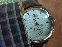 Мужские новые Alfex swiss made кварц,42mm, GMT  большая дата, фотография 9
