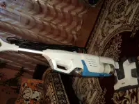 Продаётся вертикальный  моющейся пылесос kitfort, фотография 2