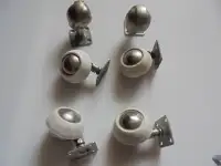 Опоры на колёсиках