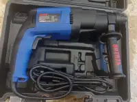 Мощный перфоратор Витязь ПЭ-980 (кейс, сверла), фотография 3