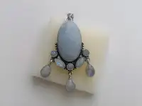 Кулон с аквамарином и лунными камнями