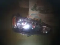 , продажа запчастей фары на Mitsubishi Lancer
