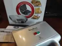 Бутербродница Moulinex Ultracompact 9000 s1 SM154135 электрический гриль сэндвичница, фотография 3