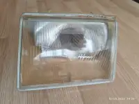 Фара левая в сборе к автомобилю Таврия.