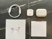 Наушники AirPods pro