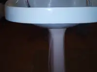 Унитазы с бочками  умывальники сместители, фотография 9