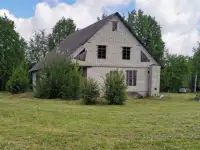 Участок в аг. Шашки с недостроенным домом