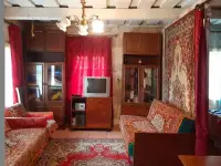 Продам дом в деревне на берегу реки.