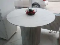 Стол