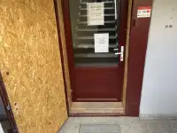 Полуподвальное помещение на расстоянии 100м от метро Восток, состоит из трех комнат, первая проходная, имеется санузел,, фотография 2