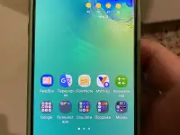 Samsung Galaxy S10e, фотография 3