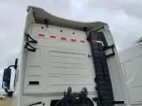 Новый тягач Dongfeng DFH4180, фотография 4