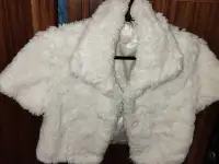 Продам шубку короткую
