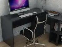 Стол компьютерный