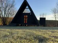 Треугольный дом афрейм в Гродно на сутки, деревня Славичи, д1, Коптёвский сельсовет, Гродненский район