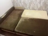 Отдам даром диван угловой. Самовывоз