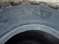 Шина новая 71045-26,5; 70050-26.0