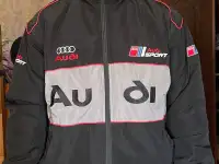 Бомбер Audi