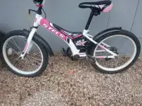Продам детский велосипед STElS