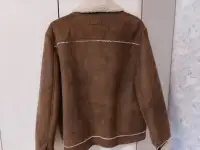 КУРТКА-ДУБЛЕНКА TOPMAN (РАЗМЕР L), фотография 2