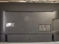 Телевизор LG 43LH570V разбита матрица, фотография 4