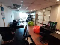 Офисная мебель в идеальном состоянии, фотография 2