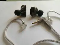 Продам наушники новые профессиональные KZ-ZSN PRO mic, фотография 2