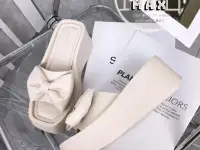 Шлепки женские